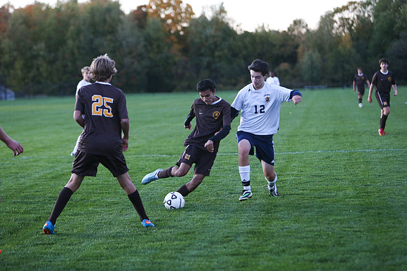 hc15_soccer_jv_mkras_0180