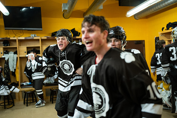 hockey_2022-03-02_nepsihaquarter_jk_5471