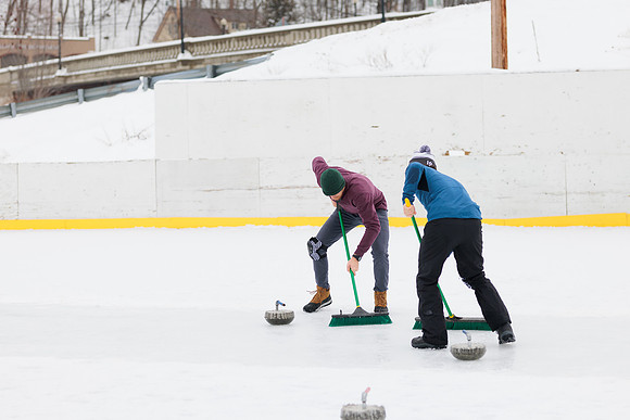 randolphvt2122_trip07_curling_bdf_0549