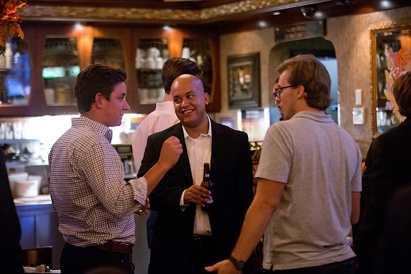 alumni_happyhour_nyc16_mkras_0031