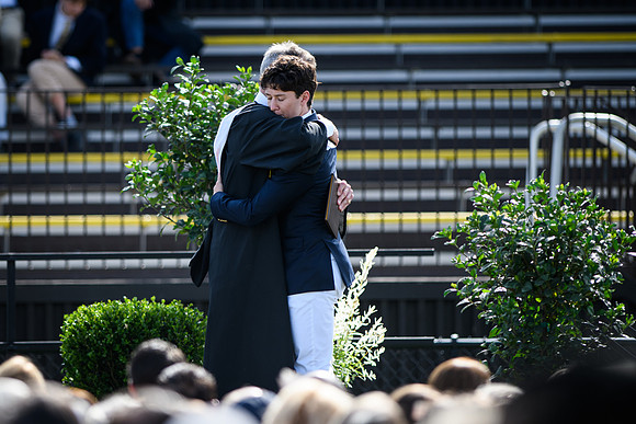 graduation22_diplomas_wkl_0567