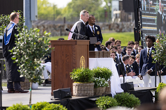 graduation22_diplomas_gh_0626