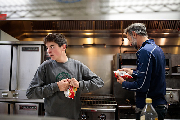 randolphvt1819_trip02_cooking_bdf_6501
