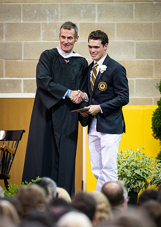 graduation19_wkl1_9912