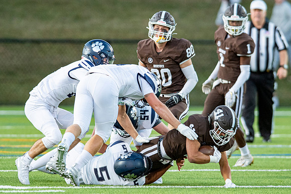 football_2019-09-27_dburns_2672