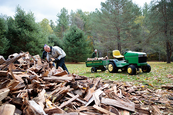 randolphvt1819_trip03_woodstack_bdf_0789