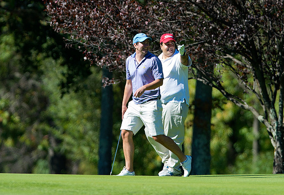 alumni_golfouting14_db9157