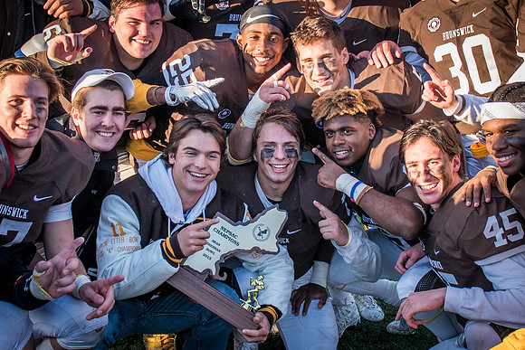 football_nepsac15_wkl_0983