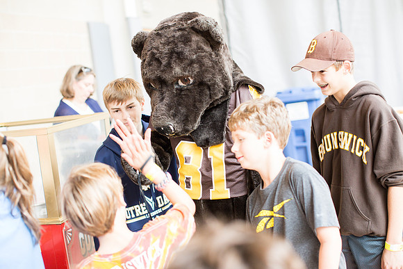 homecoming14_bearfair_jk_3085