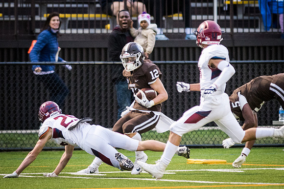 hc17_football_wkl_3956
