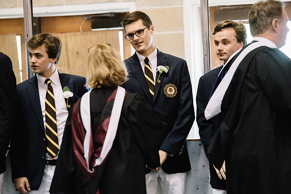 graduation16_hp_9683