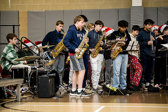 holiday_assembly24_ah_0253