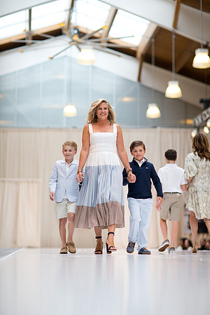 fashionshow19_runway_mk_0172