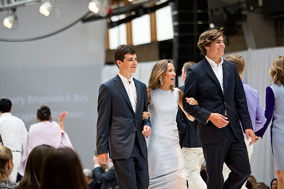 fashionshow17_runway_mkras_0525