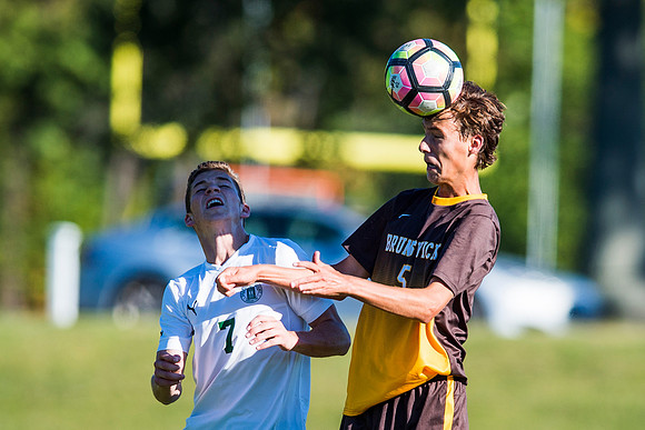 soccer_2016-09-24_dburns_2784