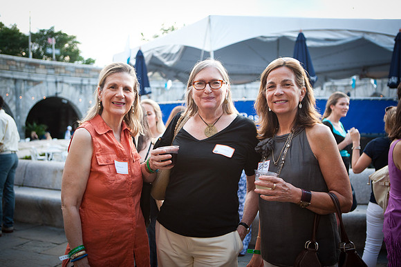 alum_nyc_summersocial14_mkras_0105