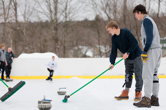 randolphvt2122_trip07_curling_bdf_0642