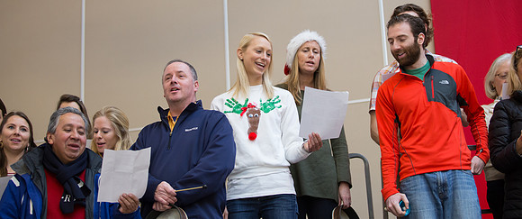 holidayassembly_all_jfess_3076