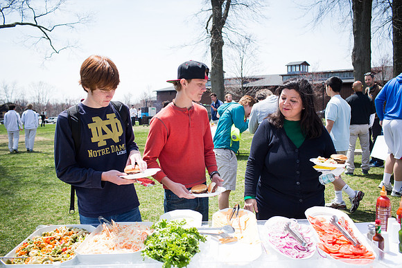 commserviceday14_cookout_jkonczal_4494
