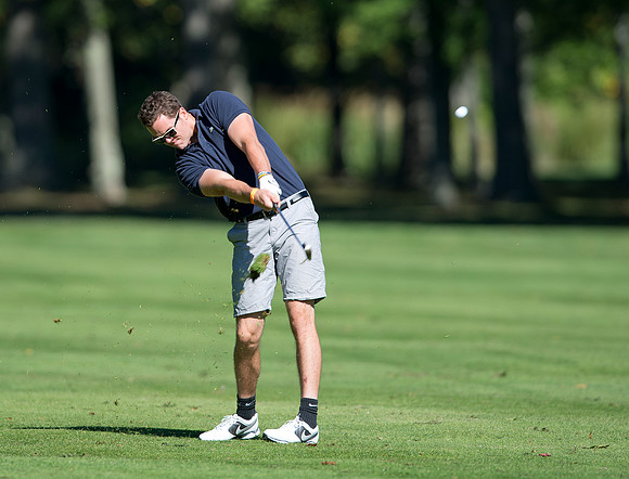 alumni_golfouting14_db9112
