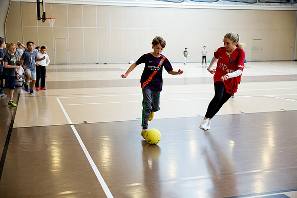 soccer_gr4 faculty19_mkras_0150