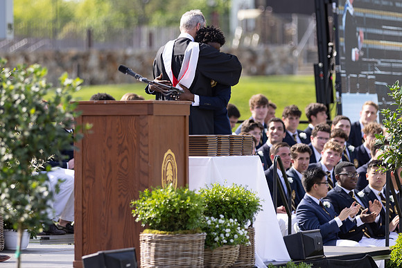 graduation22_diplomas_gh_0503