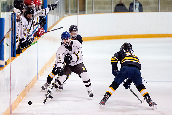 hockey_3rds_2022-02-02_dburns1_4896