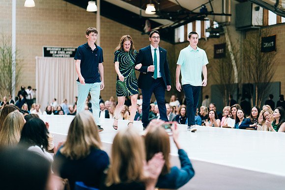fashionshow19_runway_jk_1829