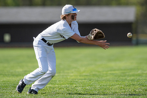 baseball_jv_2022-05-10_dburns2__6088