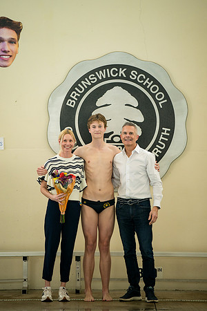 swimming_2025-01-29_seniorday_ah_0037