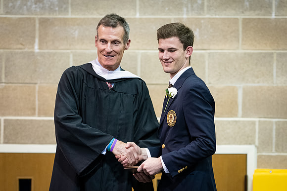 graduation19_wkl1_9502