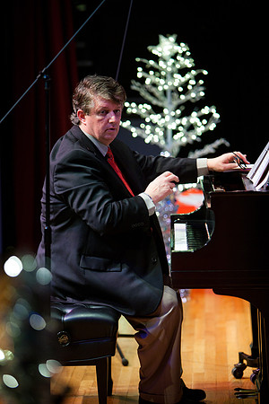 holiday_concert_ms_mkras_0105