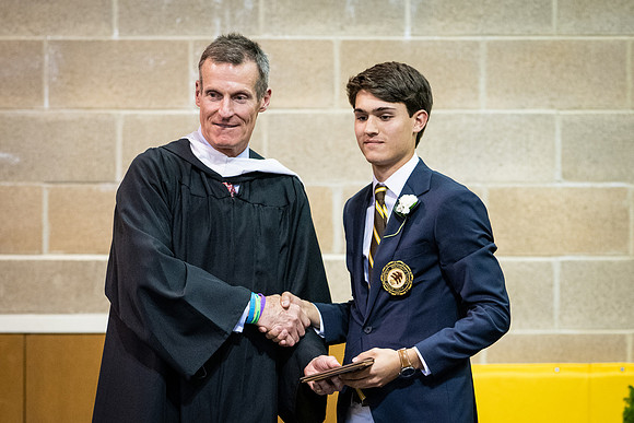graduation19_wkl1_9803