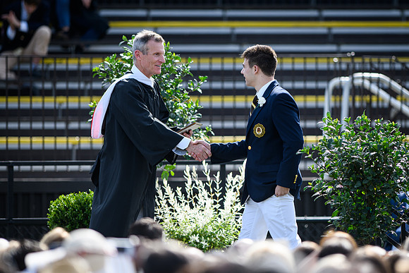 graduation22_diplomas_wkl_0838