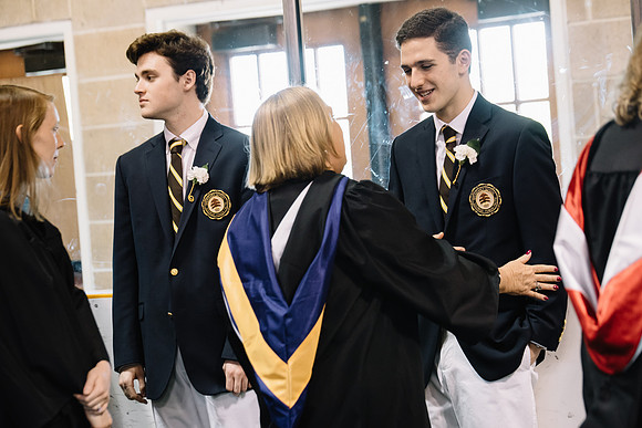 graduation16_hp_9829