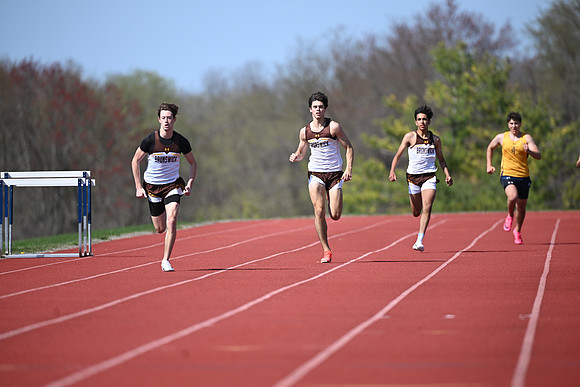 trackfield_2025-04-23_cp_2575