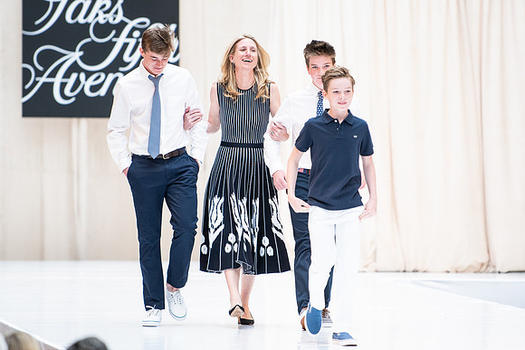 fashionshow19_runway_wkl_0711