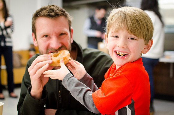 donuts_dad_ps_wkl_8069