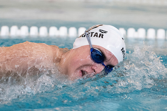 swimming_2021-01-06_dburns_0877