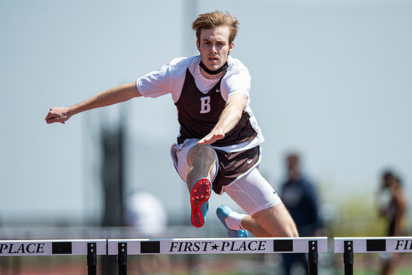 trackfield_2021-04-24_dburns_1969