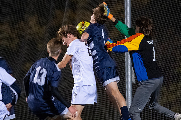 soccer_2020-10-14_dburns_2727