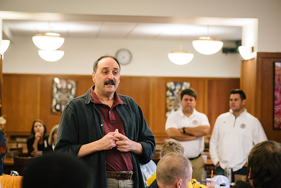 hc18_fballbfast_ah_0019