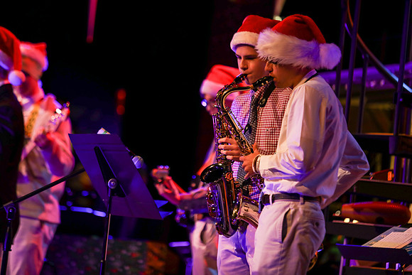 holidayconcert19_us_gh_0023