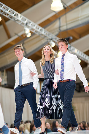 fashionshow19_runway_mk_0212