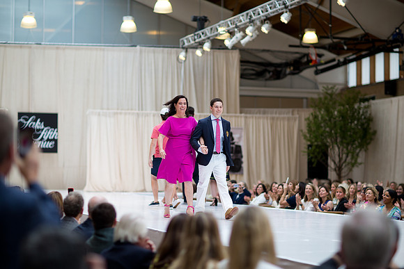 fashionshow19_runway_mk_0333