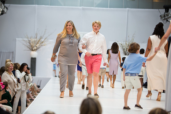 fashionshow17_runway_mkras_0499