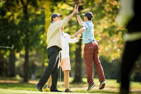 hc15_alumni_golf_wkl_5294