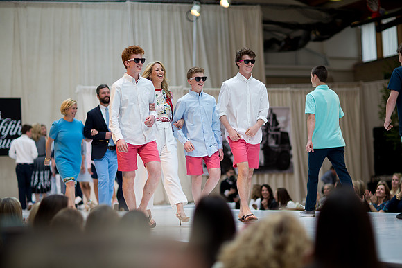 fashionshow19_runway_mk_0461