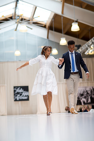 fashionshow19_runway_mk_0139