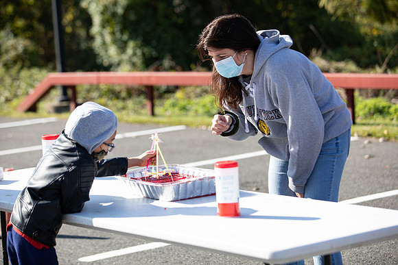 horizons_icecream_steamtailgate_2020-10-03_gh_0016